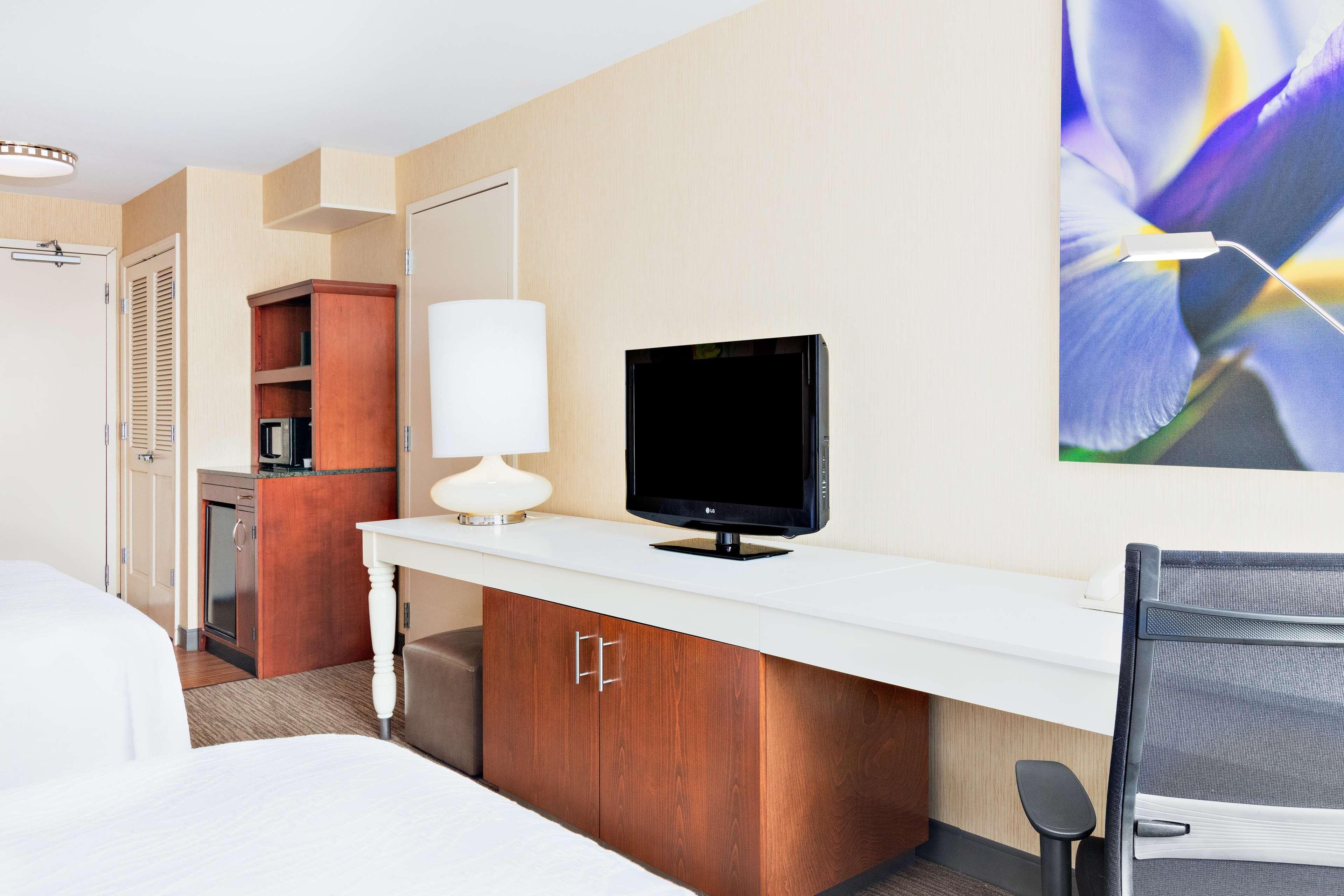 Hilton Garden Inn Фолсом Екстер'єр фото