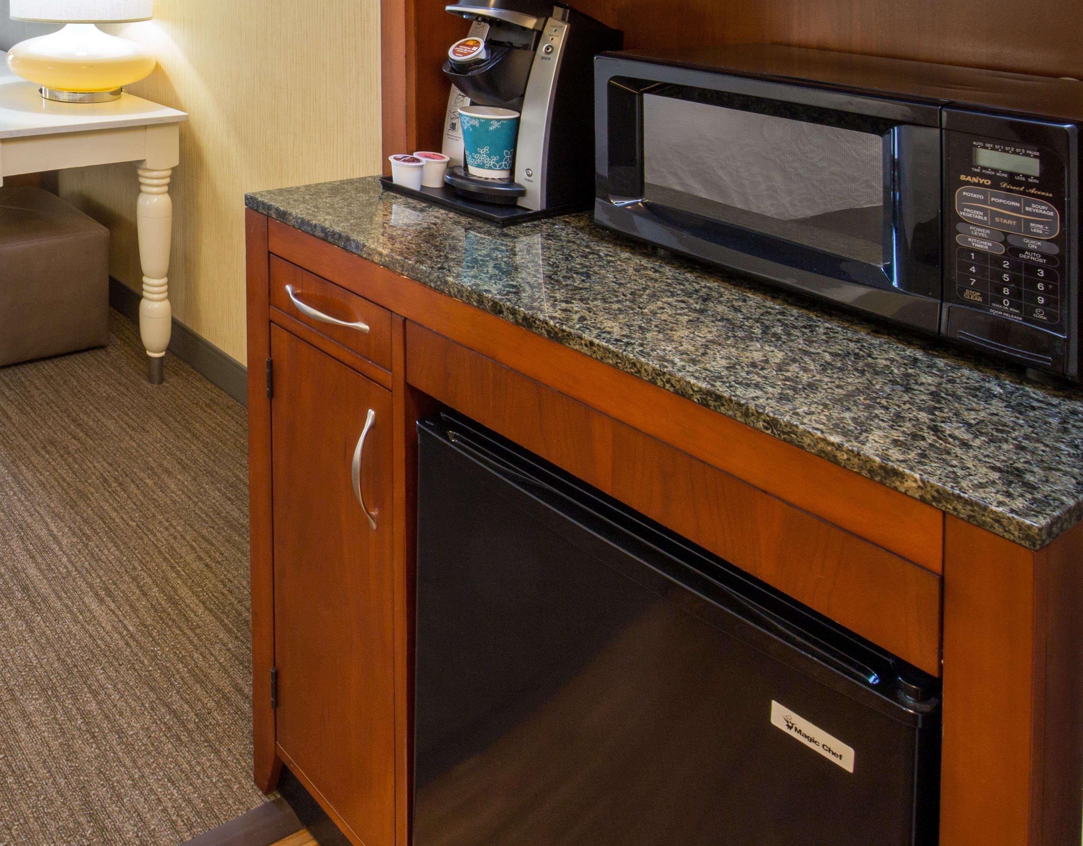 Hilton Garden Inn Фолсом Екстер'єр фото
