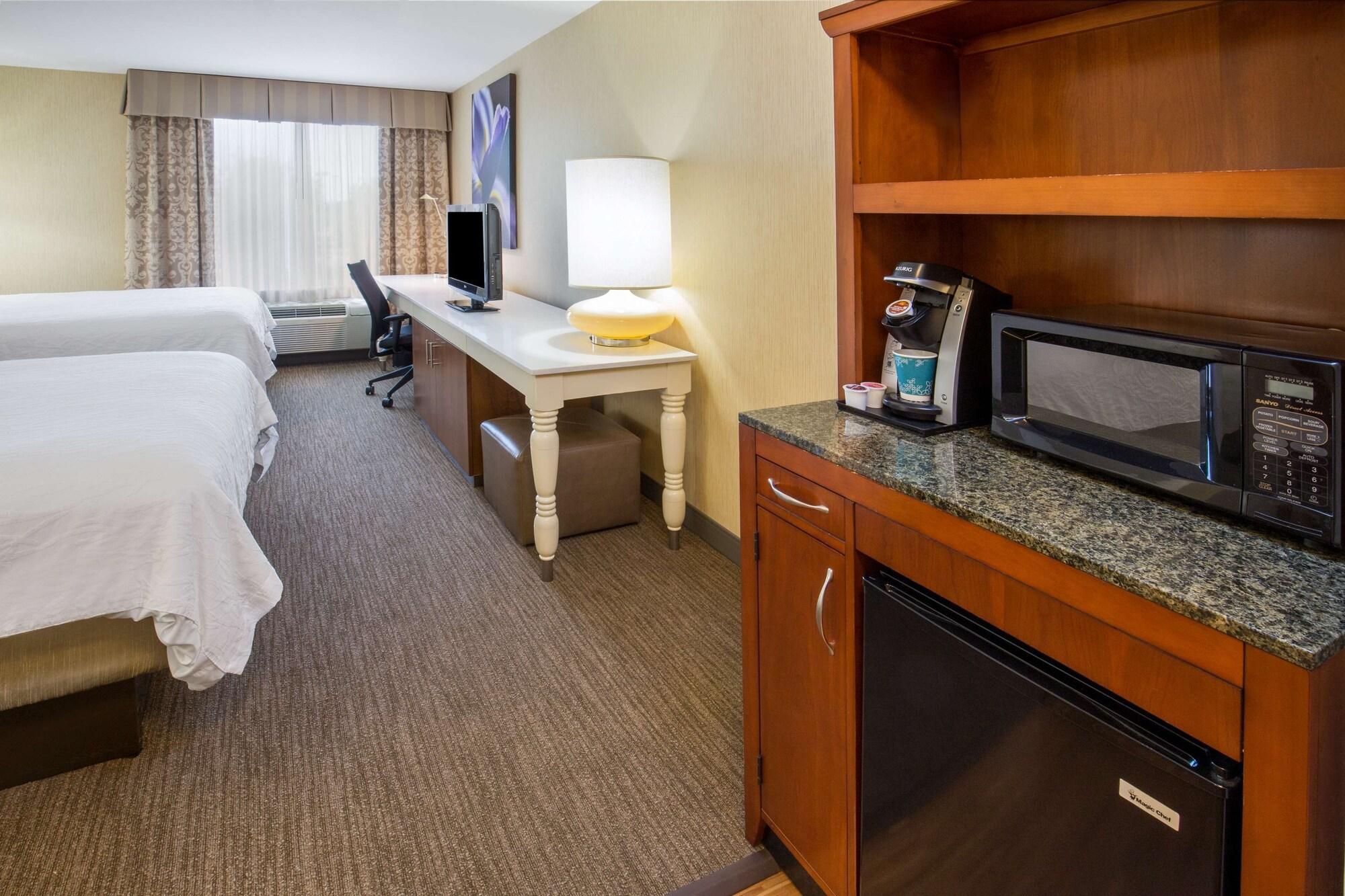 Hilton Garden Inn Фолсом Екстер'єр фото