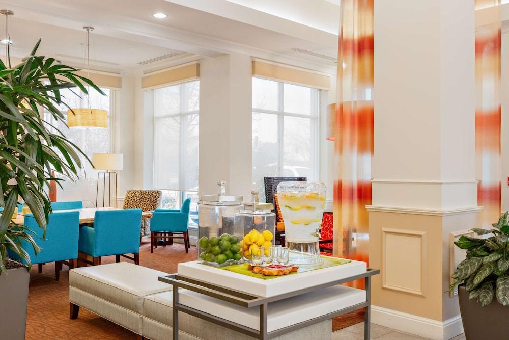 Hilton Garden Inn Фолсом Екстер'єр фото