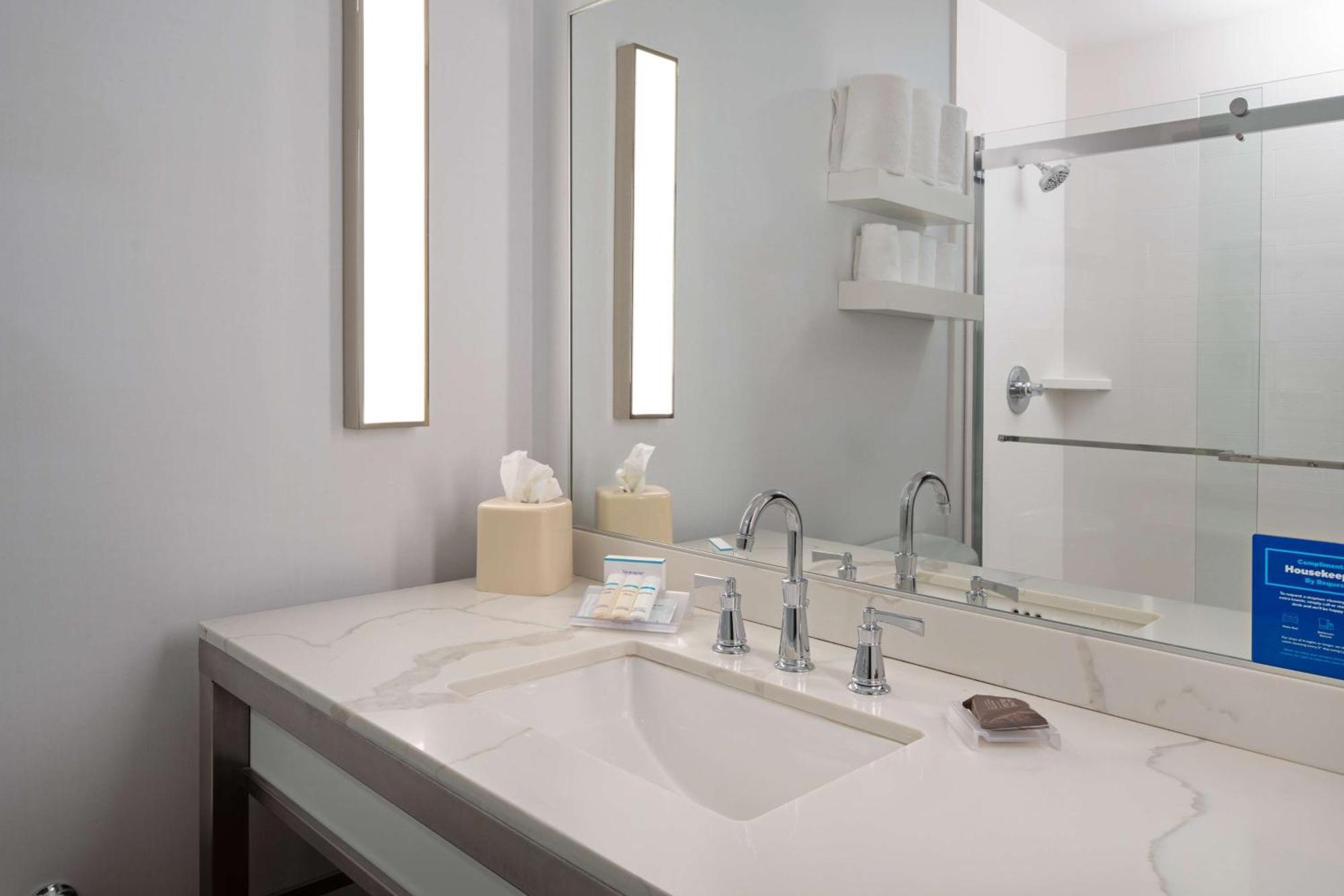Hilton Garden Inn Фолсом Екстер'єр фото