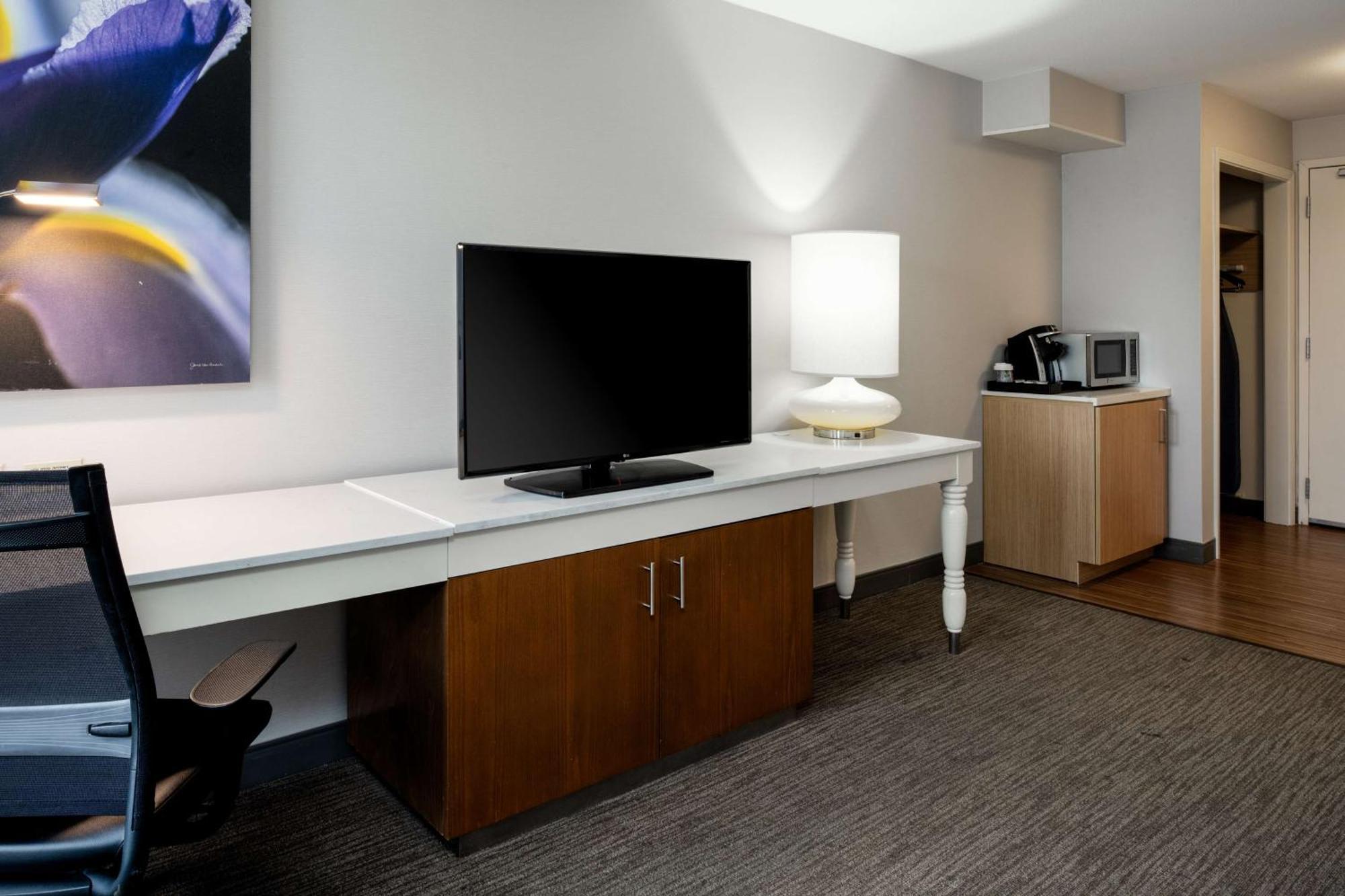 Hilton Garden Inn Фолсом Екстер'єр фото